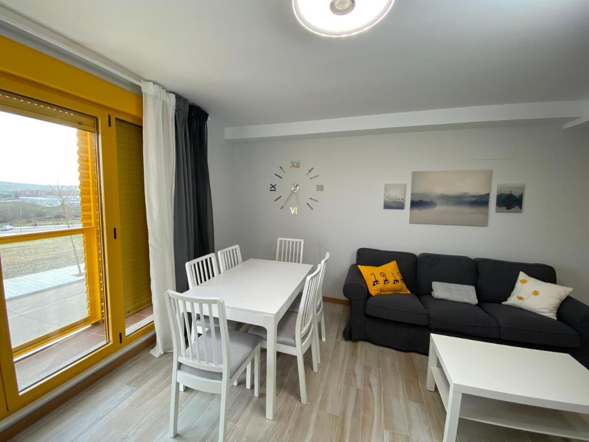Apartamento Nuevo, Accesible Y Con Piscina !!! 살라망카 외부 사진